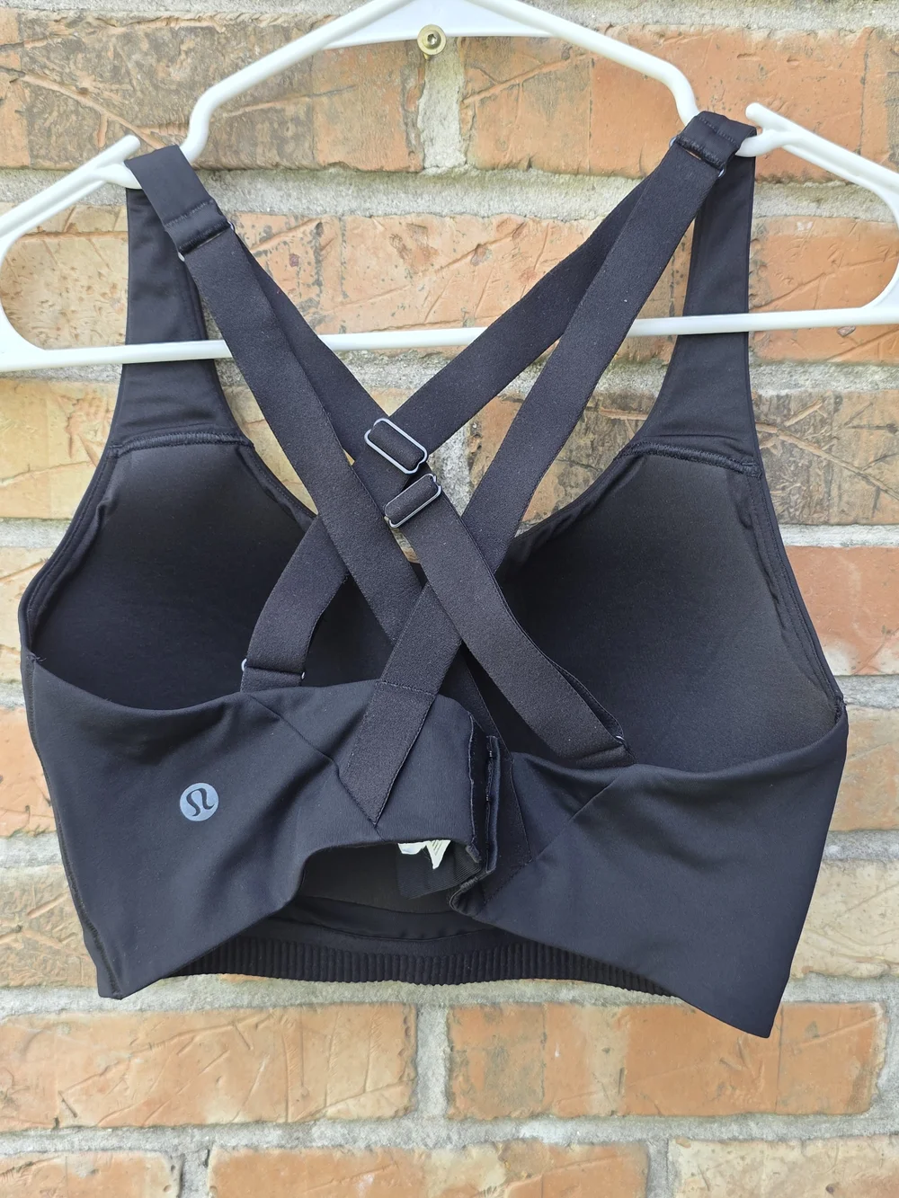 lululemon athletica Black Crisscross Back Sports Bra